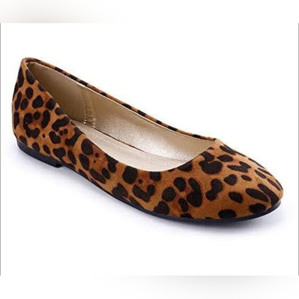 Trary Women's Round Toe Flats